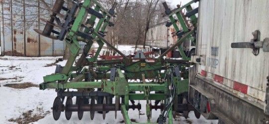 1989 John Deere 714