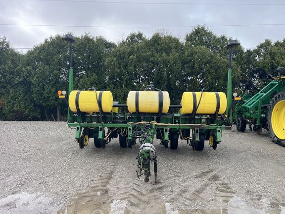 1997 John Deere 1750