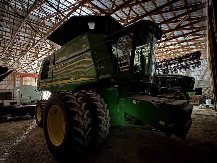 2001 John Deere 9650 STS