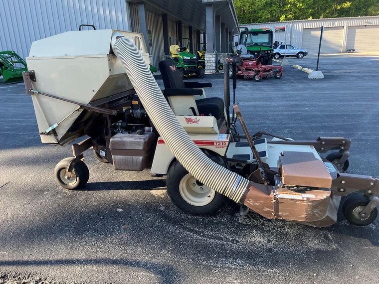 2003 Grasshopper 721D2