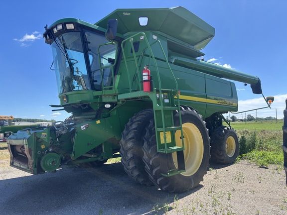 2005 John Deere 9760 STS