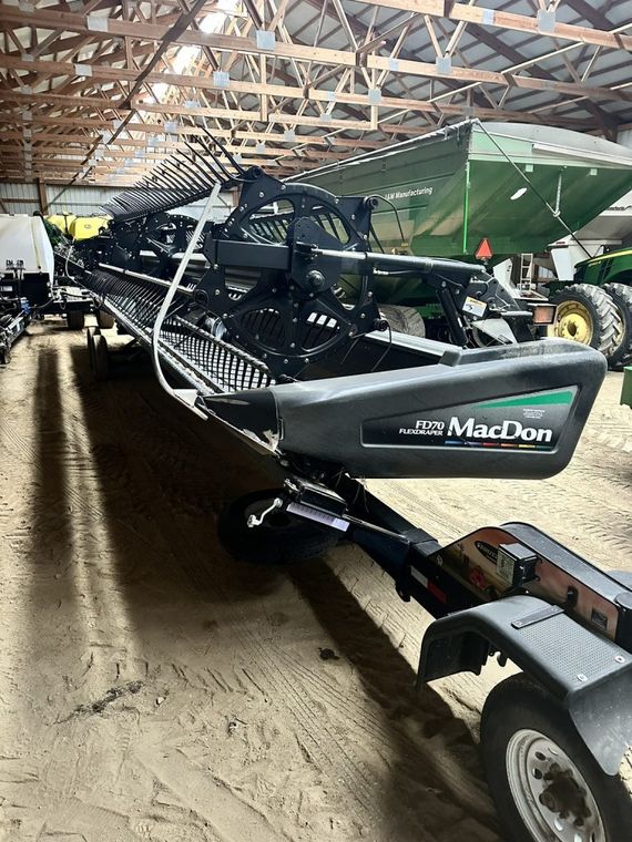 2007 MacDon FD70-40