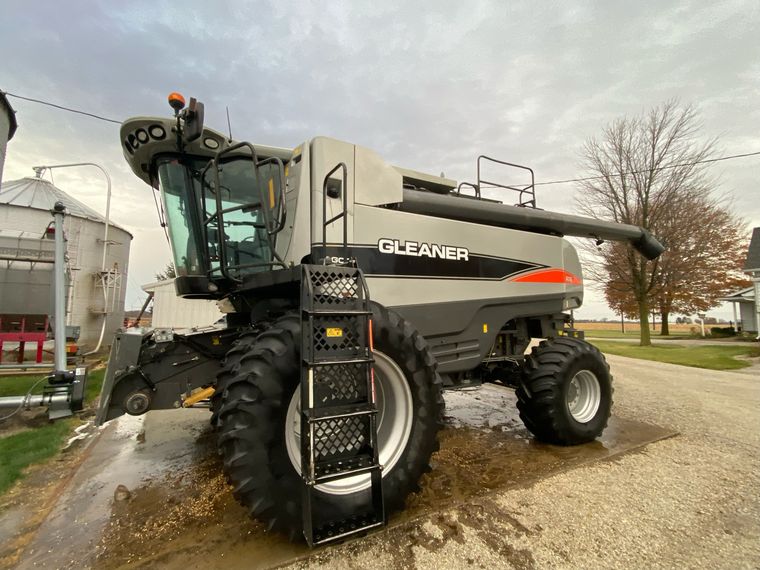 2009 Gleaner A86