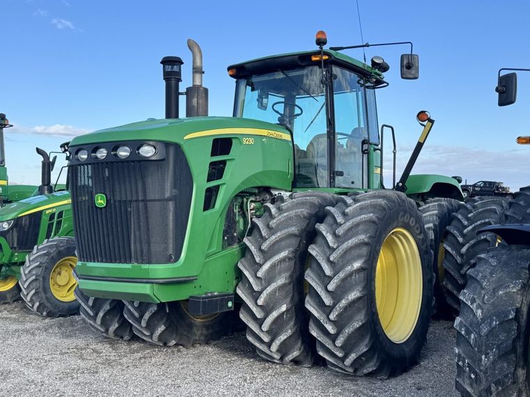 2010 John Deere 9230