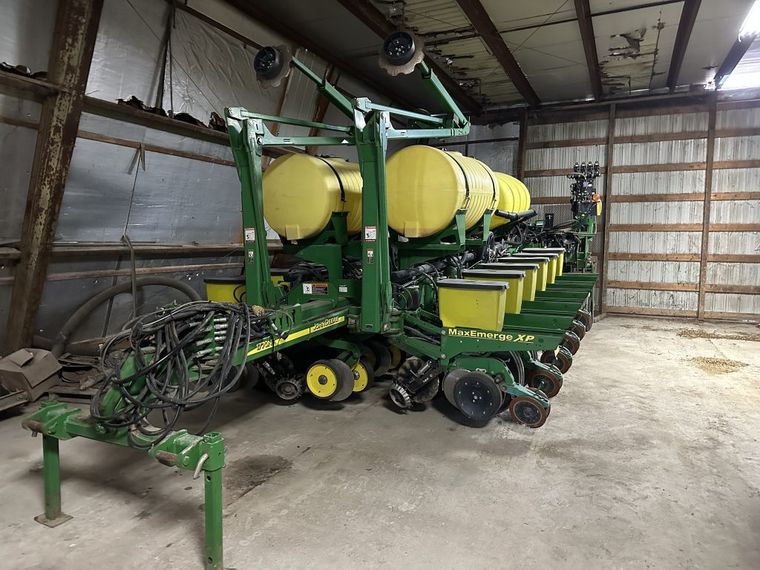 2011 John Deere 1770NT