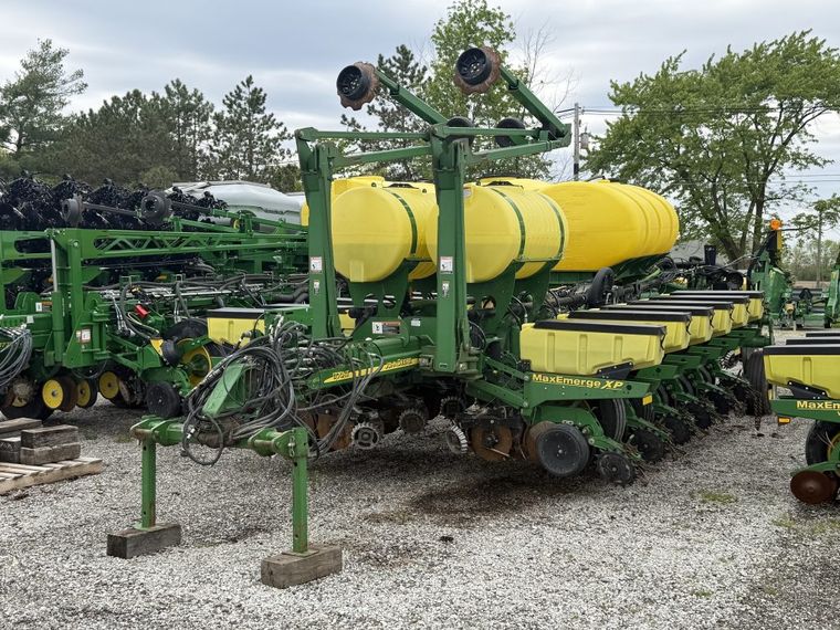 2012 John Deere 1770NT