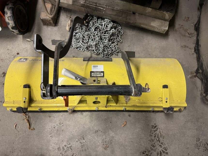 2012 John Deere 44 FRONT BLADE (LX/GT and GX255