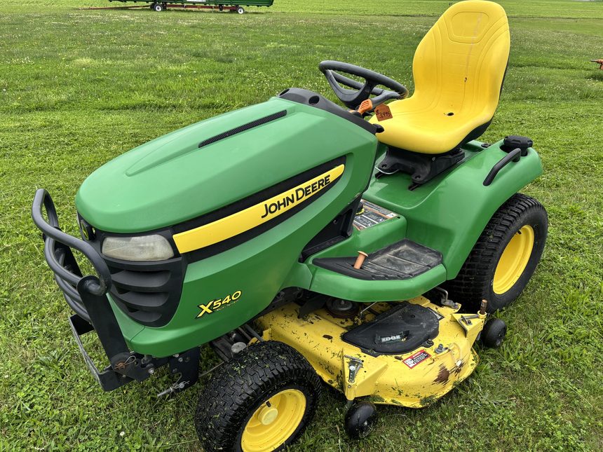2012 John Deere X540