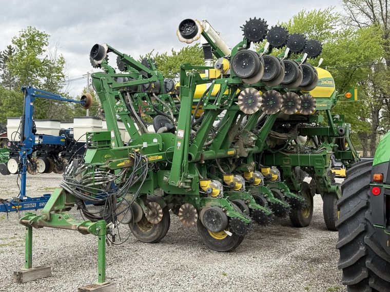 2013 John Deere 1790