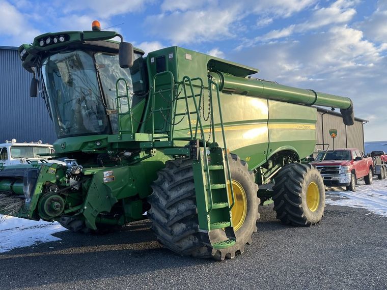 2013 John Deere S680
