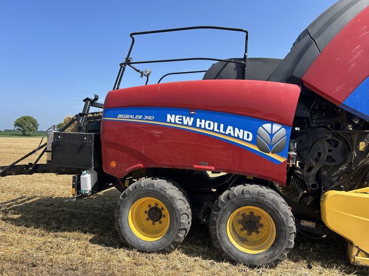 2014 New Holland 340