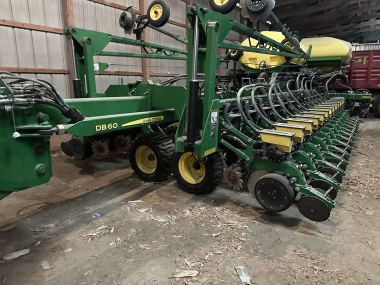 2015 John Deere DB60