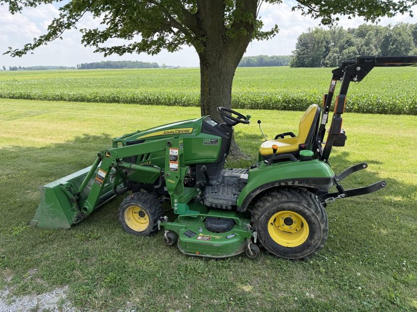 2016 John Deere 1023E