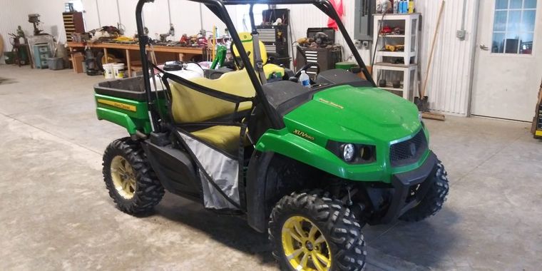 2016 John Deere XUV 590i