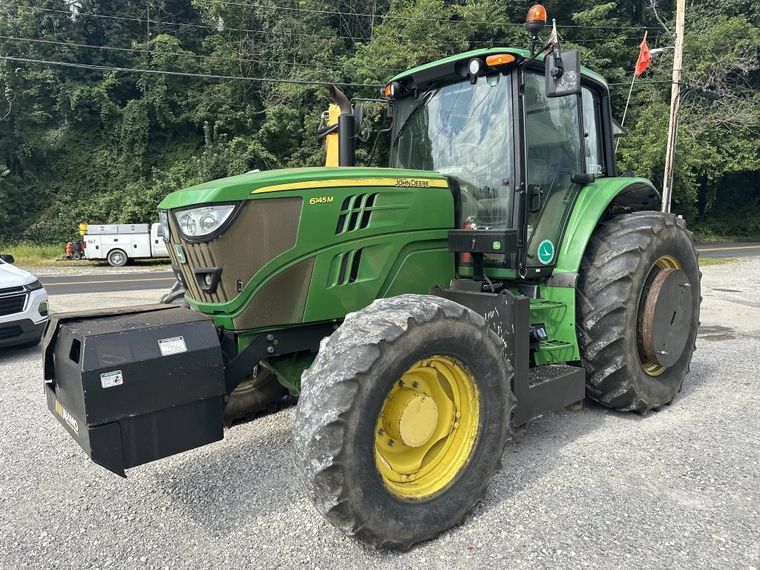 2017 John Deere 6145M