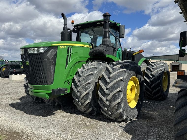 2017 John Deere 9570R