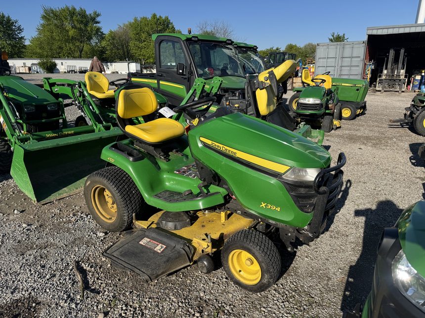 2017 John Deere X394