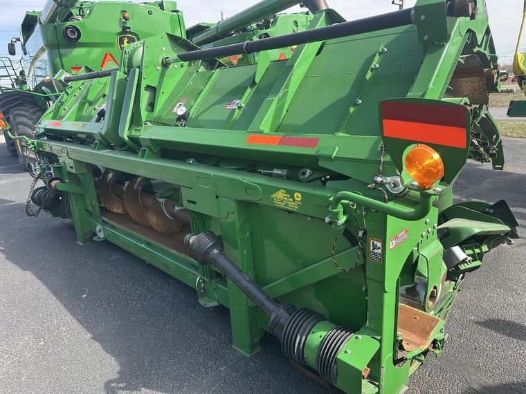 2018 John Deere 712FC
