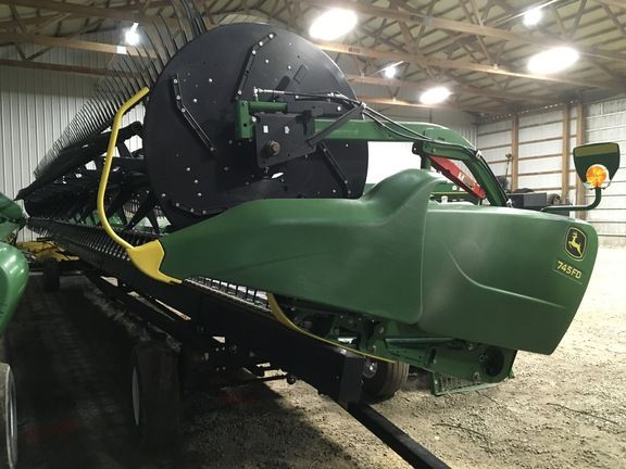 2019 John Deere 745FD