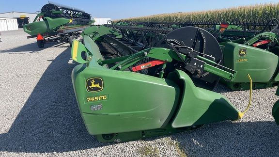2019 John Deere 745FD