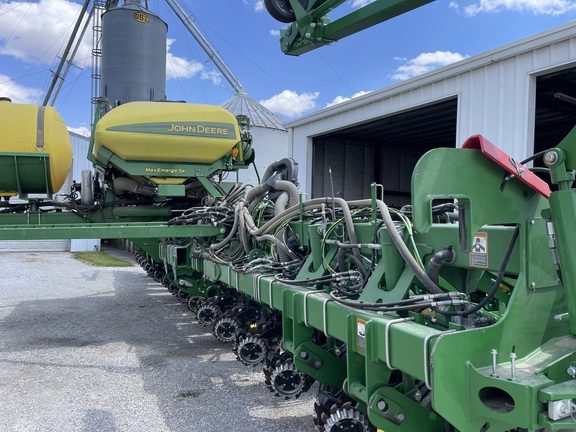 2021 John Deere 1795