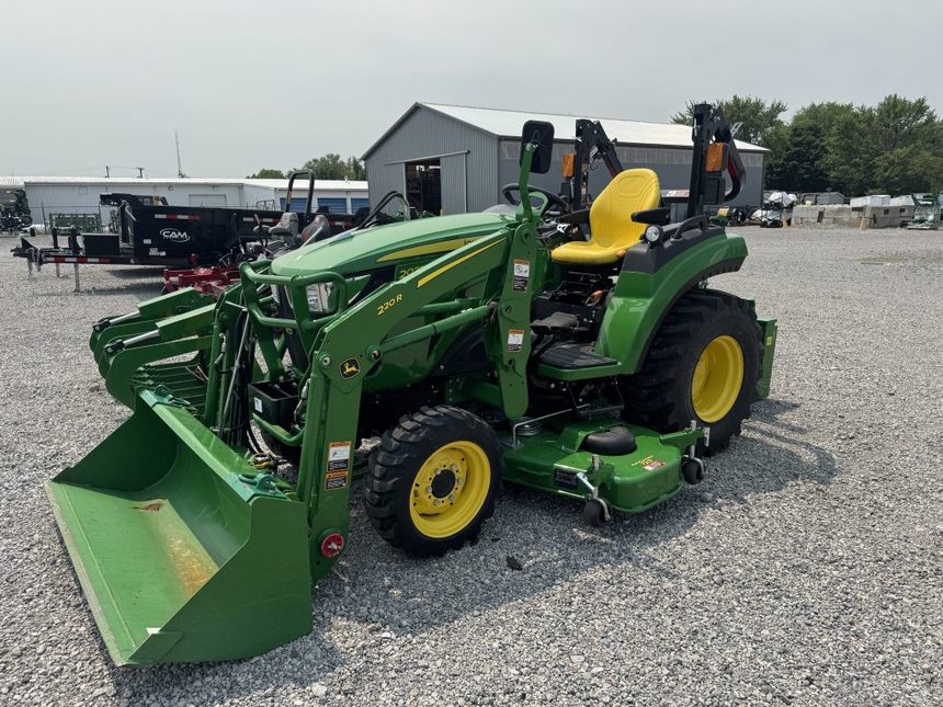 2021 John Deere 2032R