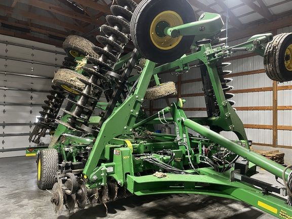2021 John Deere 2660VT