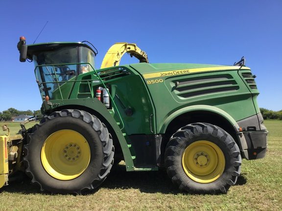 2021 John Deere 8500