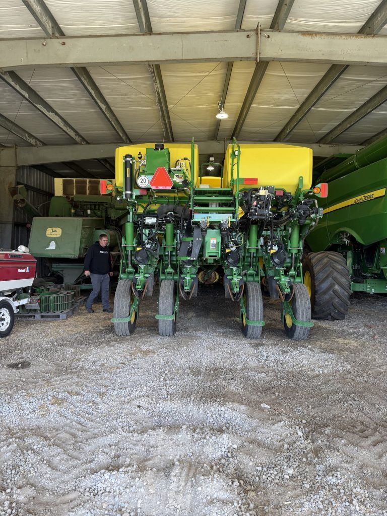 2022 John Deere 1775NT
