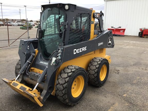 2022 John Deere 324G