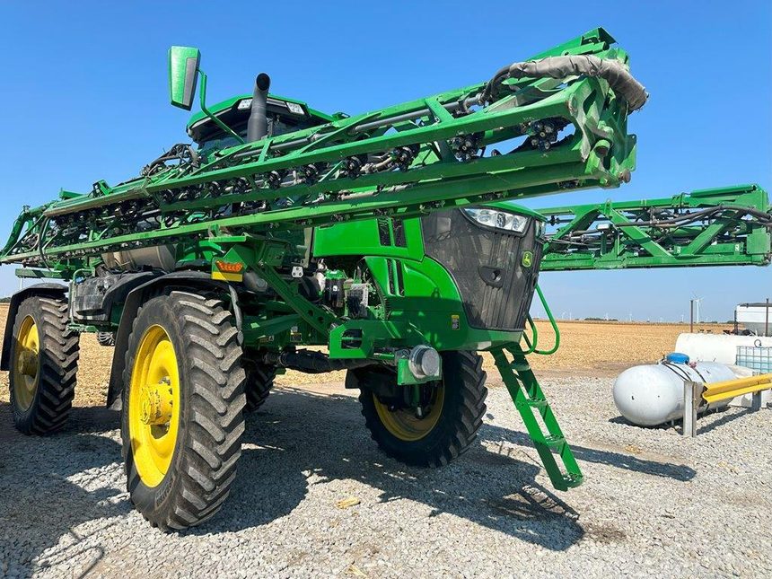2022 John Deere 616R