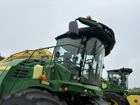 2022 John Deere 9900