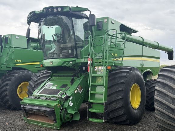2022 John Deere S780