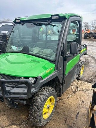 2022 John Deere XUV 835R