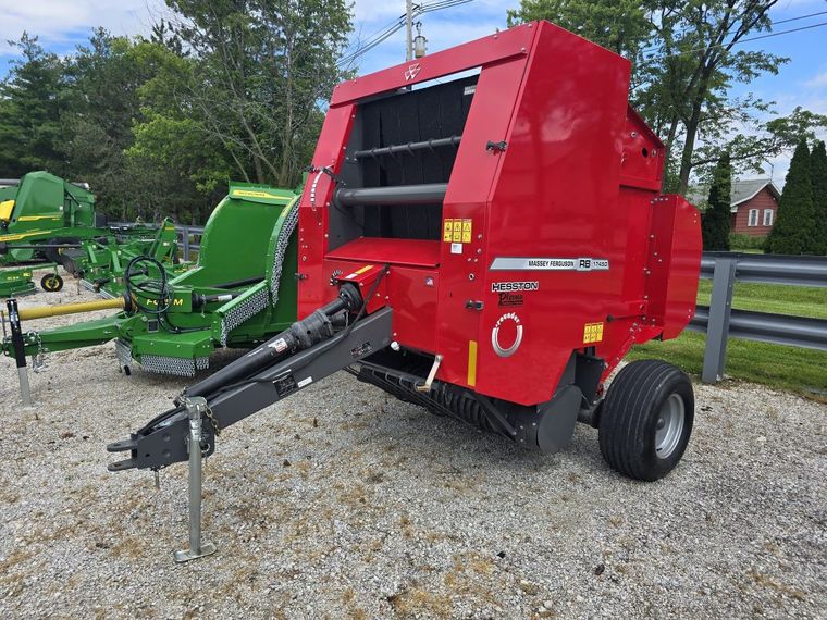 2022 Massey Ferguson 1745