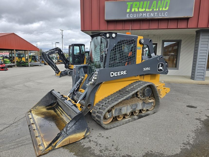 2023 John Deere 325G