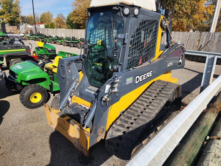 2023 John Deere 325G