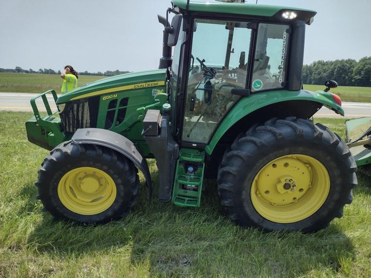 2023 John Deere 6120M