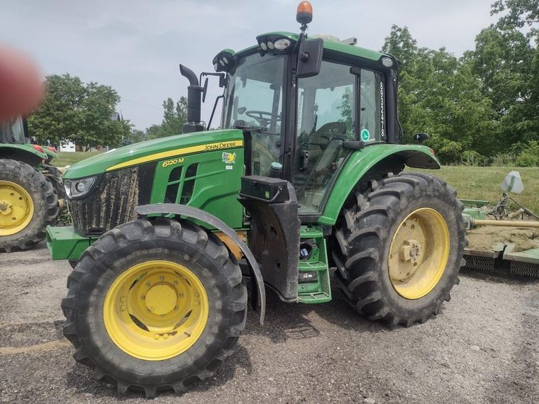2023 John Deere 6120M