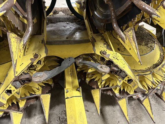 2023 John Deere 772