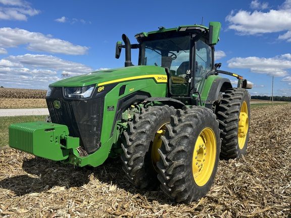 2023 John Deere 8R 340
