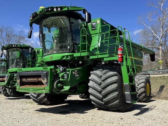 2023 John Deere S780