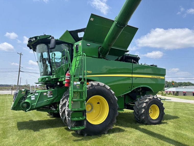 2023 John Deere S780
