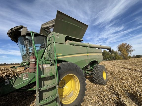 2023 John Deere S780