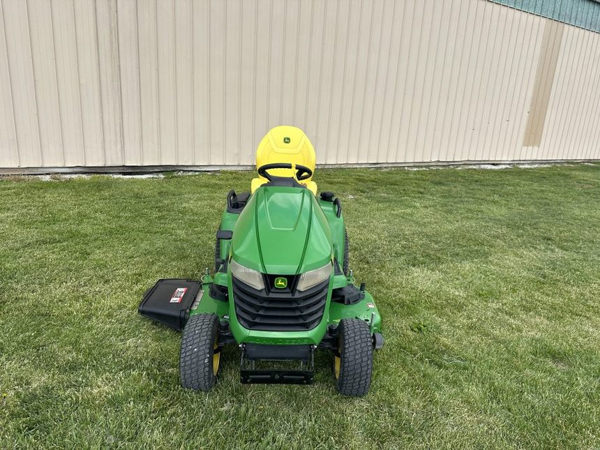 2023 John Deere X590
