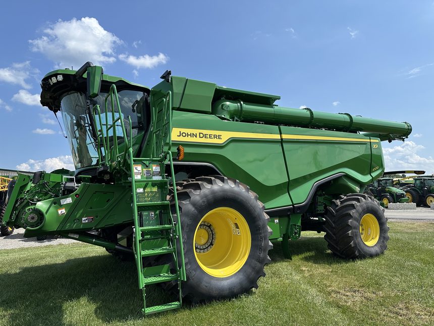 2023 John Deere X9 1000