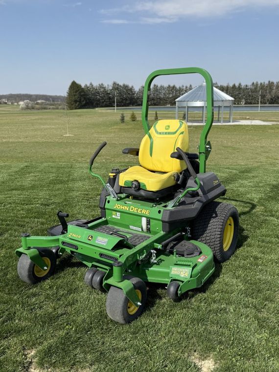 2023 John Deere Z740R