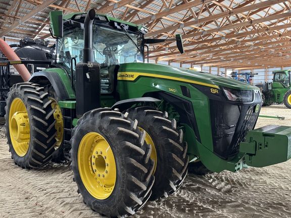 2024 John Deere 8R 340