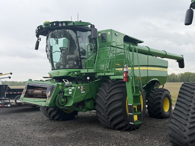 2024 John Deere S780