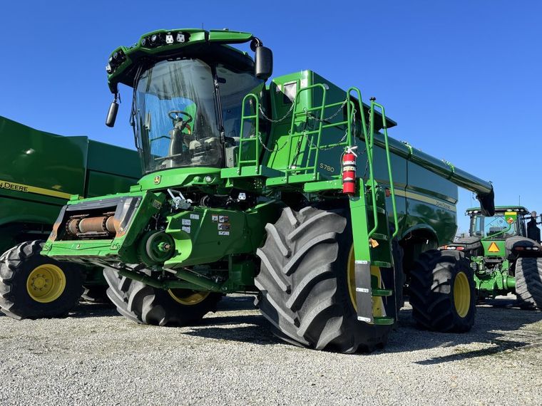 2024 John Deere S780